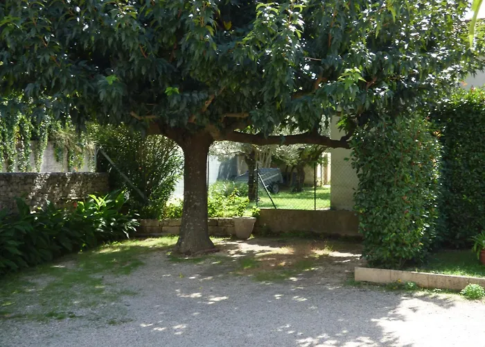 Alojamento de Acomodação e Pequeno-almoço D'hôtes Entre Provence Et Camargue 3*